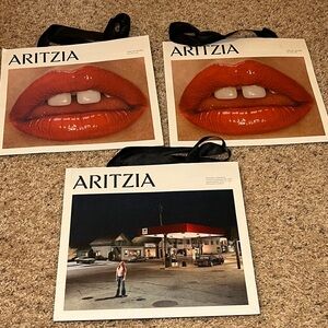 Aritzia Bold Red Lips and Night Scene Art Set Shopping Bags - set of 3